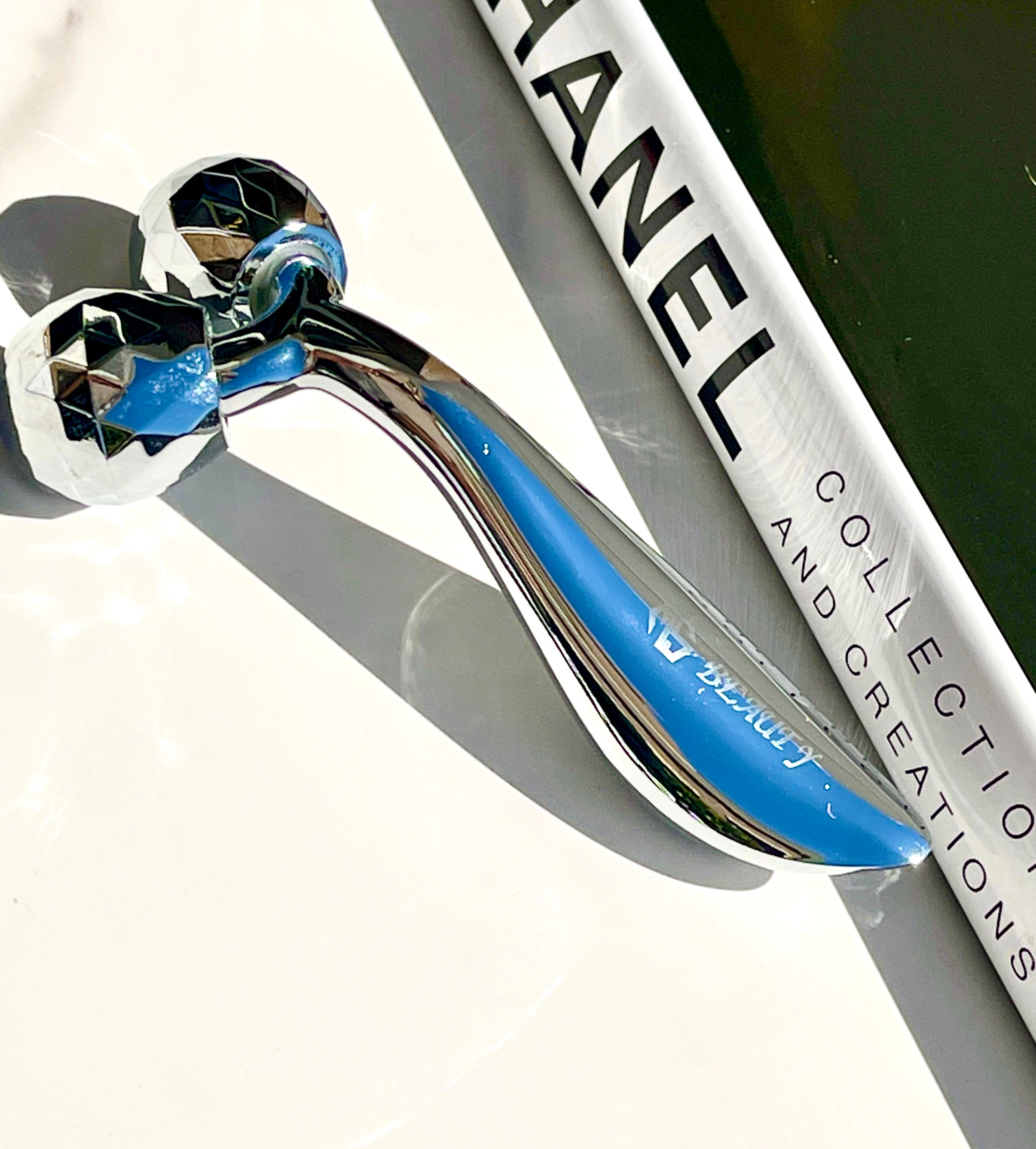 Microcurrent 3D Face Massager 